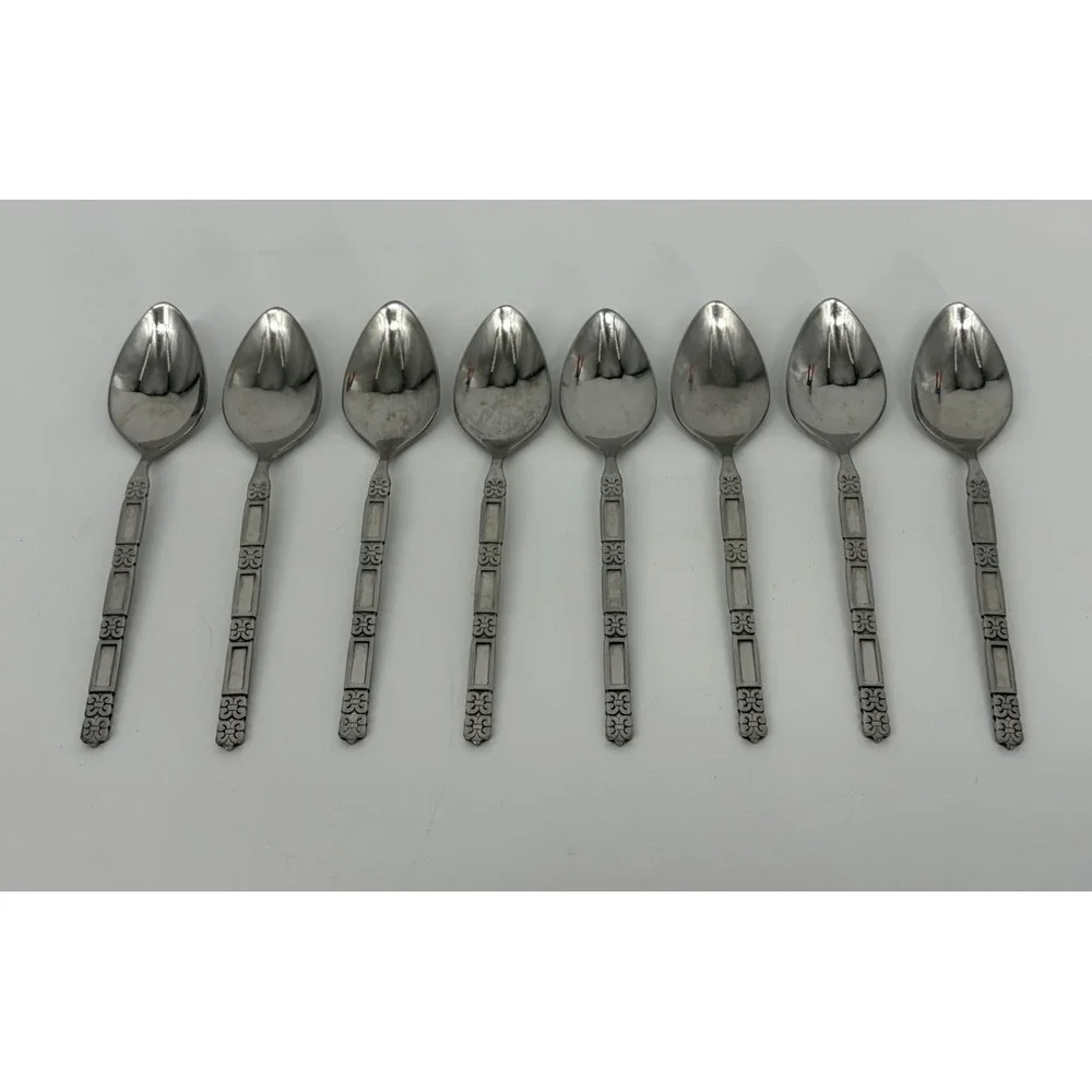 Oneida Community Madrid No Black Stainless Teaspoons Set of 8 Vintage 6 1/8